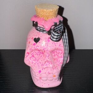 Mini Pink & Black Ceramic Skull With Drips Halloween Tiered Tray Decoration